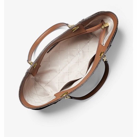 Michael kors bag - Picture 3 of 3